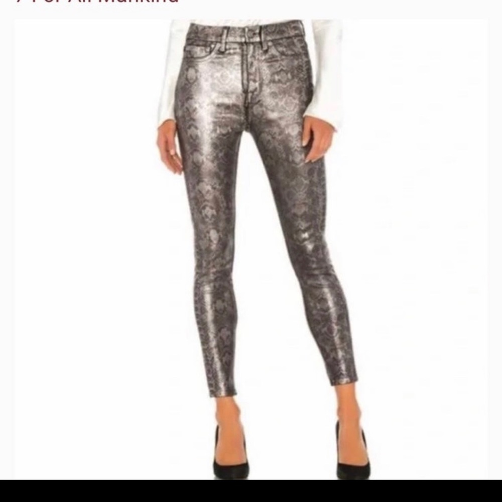 Like new 7for all mankind snake print pants